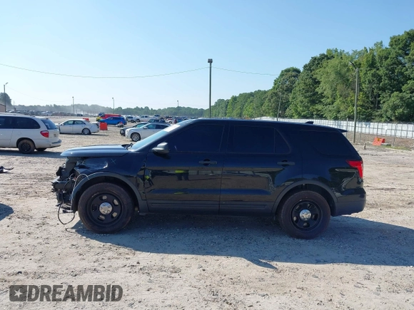 2017 Ford Police Interceptor Utility z VIN 1FM5K8AT9HGC90227, wystawiony jako IAAI lot #42621913 z przebiegiem 144 480 mil mil oraz . Historia ofert i sprzedaży dostępna na DreamBid. Obrazek 15.