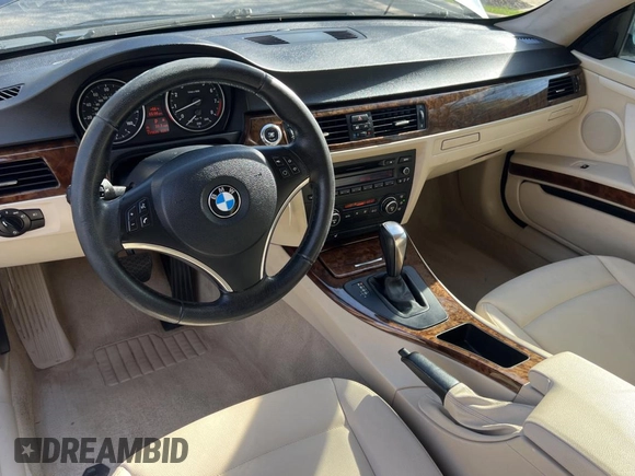 2008 BMW 3 Series 328i with VIN WBAWB33518P133427, listed as a Copart auction lot 53393465 with 111,539 mi miles and Clean Title. Bid and sale history available at carsss.com. Image 9.