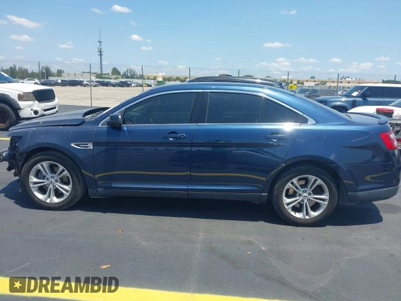 2017 Ford Taurus SEL z VIN 1FAHP2E82HG116530, wystawiony jako IAAI lot #42224056 z przebiegiem 100 946 mil mil oraz . Historia ofert i sprzedaży dostępna na DreamBid. Obrazek 15.
