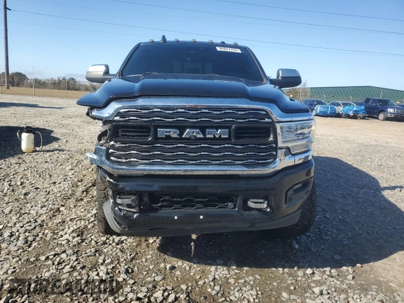 2019 Ram 2500 Limited z VIN 3C6UR5TL5KG540024, wystawiony jako Copart lot #84827294 z przebiegiem Nie podano mil oraz Szkoda całkowita • Salvage title. Historia ofert i sprzedaży dostępna na DreamBid. Obrazek 5.