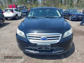 2011 Ford Taurus SHO z VIN 1FAHP2KT7BG188095, wystawiony jako IAAI lot #42180454 z przebiegiem 161 656 mil mil oraz . Historia ofert i sprzedaży dostępna na DreamBid. Obrazek 6.