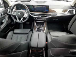 2023 BMW X7 xDrive40i z VIN 5UX23EM08P9N85017, wystawiony jako Copart lot #54537515 z przebiegiem 42 411 mil mil oraz Szkody całkowita. Historia ofert i sprzedaży dostępna na DreamBid. Obrazek 8.