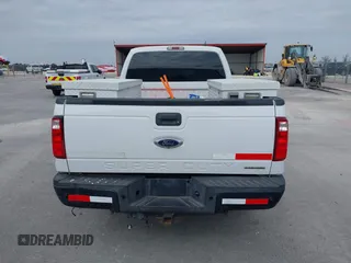 2014 Ford F-250 XL z VIN 1FT7X2B66EEB68940, wystawiony jako IAAI lot #41540708 z przebiegiem 145 114 mil mil oraz . Historia ofert i sprzedaży dostępna na DreamBid. Obrazek 16.
