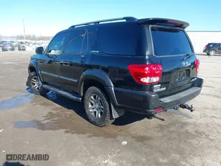 2006 Toyota Sequoia Limited with VIN 5TDBT48AX6S263316, listed as a IAAI auction lot 41559979 with 401,207 mi miles. Bid and sale history available at carsss.com. Image 3.