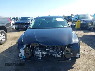 2024 Hyundai Elantra SE with VIN KMHLL4DG5RU842031, listed as a IAAI auction lot 41814198 with 6,038 mi miles and . Bid and sale history available at DreamBid. Image 13.