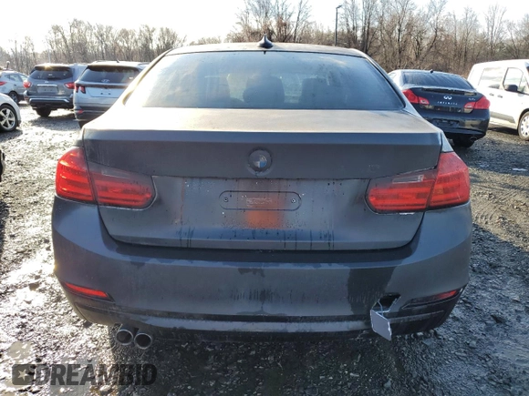 2013 BMW 3 Series 328i xDrive with VIN WBA3B5C55DF592085, listed as a Copart auction lot 82397564 with 98,545 mi miles and Clean title. Bid and sale history available at DreamBid. Image 6.