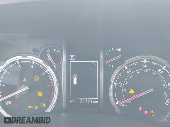 2021 Toyota 4Runner TRD Off Road Premium with VIN JTERU5JR7M5940287, listed as a IAAI auction lot 42592875 with 21,771 mi miles and . Bid and sale history available at DreamBid. Image 15.