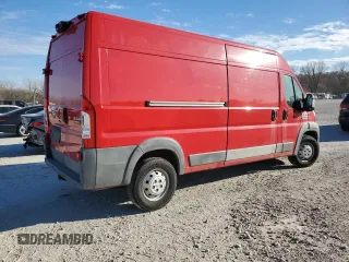 2015 Ram ProMaster Cargo with VIN 3C6TRVDG5FE520919, listed as a Copart auction lot 82394204 with 202,370 mi miles and Salvage Title. Bid and sale history available at carsss.com. Image 3.