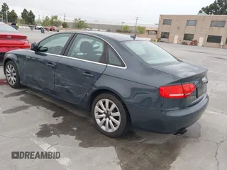 2010 Audi A4 Premium Plus z VIN WAUEFAFL5AN008852, wystawiony jako IAAI lot #41968853 z przebiegiem 119 526 mil mil oraz . Historia ofert i sprzedaży dostępna na DreamBid. Obrazek 3.