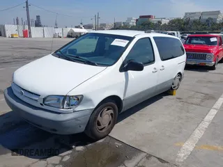 1998 Toyota Sienna LE with VIN 4T3ZF13C2WU066460, listed as a IAAI auction lot 42088006 with 169,014 mi miles and . Bid and sale history available at DreamBid. Image 18.