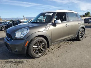 2013 MINI Countryman S z VIN WMWZC3C56DWP24637, wystawiony jako Copart lot #46297845 z przebiegiem 131 793 mil mil oraz Szkoda całkowita • Salvage title. Historia ofert i sprzedaży dostępna na DreamBid. Obrazek 1.