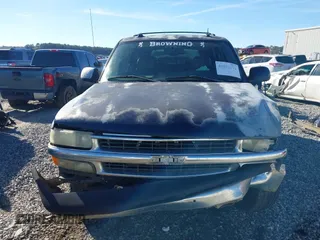 2005 Chevrolet Tahoe LT z VIN 1GNEC13T85J201856, wystawiony jako IAAI lot #41099372 z przebiegiem 303 169 mil mil oraz . Historia ofert i sprzedaży dostępna na DreamBid. Obrazek 12.