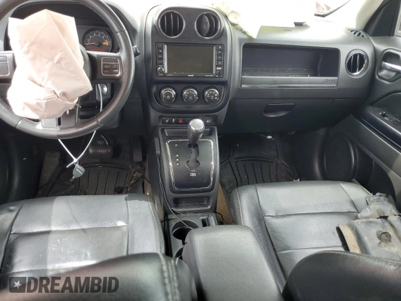 2016 Jeep Patriot High Altitude z VIN 1C4NJRFB6GD654603, wystawiony jako Copart lot #58017925 z przebiegiem Nie podano mil oraz Szkoda całkowita • Salvage title. Historia ofert i sprzedaży dostępna na DreamBid. Obrazek 8.