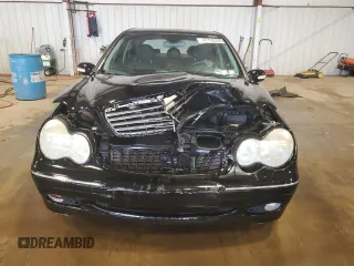 2004 Mercedes-Benz C 240 с VIN WDBRF61J94A603690, выставлен на аукционе Copart как лот 47736335 с пробегом 177 050 миль миль и Списание • Salvage title. История ставок и продаж доступна на DreamBid. Изображение 5.