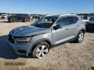 2022 Volvo XC40 Momentum with VIN YV4AC2HK3N2706238, listed as a Copart auction lot 86889104 with 103,457 mi miles and Salvage title. Bid and sale history available at DreamBid. Image 1.