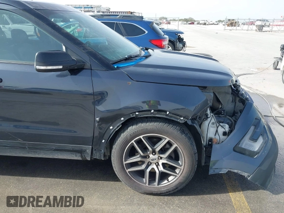 2017 Ford Explorer Sport with VIN 1FM5K8GT5HGC46345, listed as a IAAI auction lot 41732982 with 184,544 mi miles and . Bid and sale history available at carsss.com. Image 18.