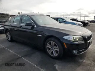2012 BMW 5 Series 528i with VIN WBAXG5C52CDX04757, listed as a Copart auction lot 55451685 with 118,337 mi miles and Clean Title. Bid and sale history available at carsss.com. Image 4.