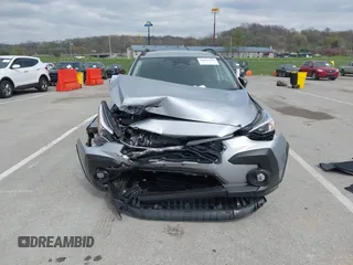 2024 Subaru Crosstrek Premium с VIN JF2GUADC0R8371818, выставлен на аукционе IAAI как лот 42020302 с пробегом 3 741 миль миль и . История ставок и продаж доступна на DreamBid. Изображение 12.