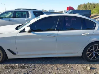 2023 BMW 5 Series M550i xDrive with VIN WBA13BK04PCL88909, listed as a IAAI auction lot 42045994 with 27,729 mi miles and . Bid and sale history available at DreamBid. Image 15.