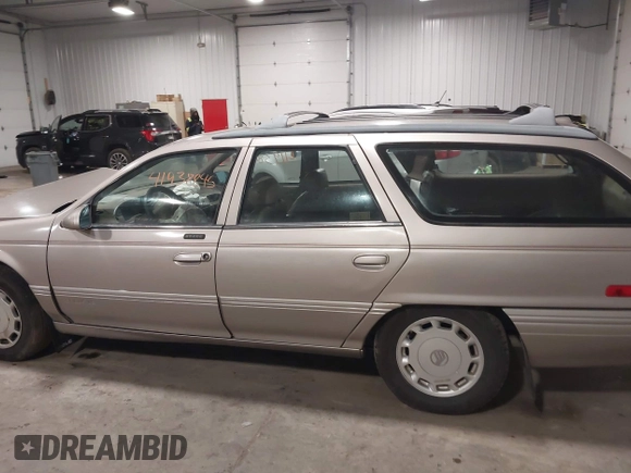 1994 Mercury Sable z VIN 1MELM5848RG607787, wystawiony jako IAAI lot #41938845 z przebiegiem 135 611 mil mil oraz . Historia ofert i sprzedaży dostępna na DreamBid. Obrazek 14.