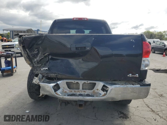 2008 Toyota Tundra z VIN 5TBDV54178S493793, wystawiony jako Copart lot #52105835 z przebiegiem 274 668 mil mil oraz Czysty tytuł • Clean title. Historia ofert i sprzedaży dostępna na DreamBid. Obrazek 6.