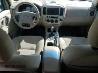 2007 Ford Escape XLT with VIN 1FMYU03Z67KB07923, listed as a Copart auction lot 50120885 with 187,903 mi miles and Salvage Title. Bid and sale history available at carsss.com. Image 8.
