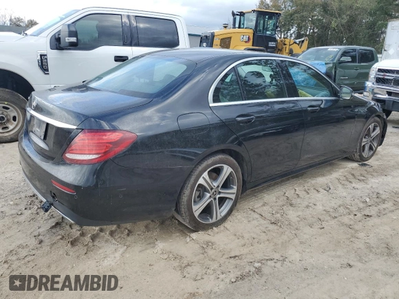 2018 Mercedes-Benz E-Class E 300 with VIN WDDZF4JBXJA317301, listed as a Copart auction lot 49132995 with 0 mi miles and Salvage Title. Bid and sale history available at carsss.com. Image 3.