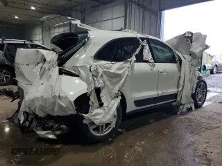 2018 Porsche Macan with VIN WP1AA2A56JLB20116, listed as a Copart auction lot 84089134 with Not Provided miles and Salvage Title. Bid and sale history available at DreamBid. Image 3.