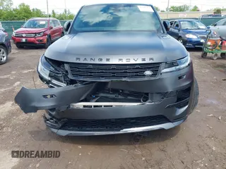 2024 Land Rover Range Rover Sport Dynamic SE z VIN SAL1L9FU1RA413863, wystawiony jako IAAI lot #42213958 z przebiegiem 15 643 mil mil oraz . Historia ofert i sprzedaży dostępna na DreamBid. Obrazek 6.