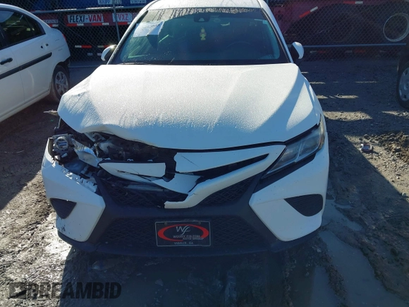 2018 Toyota Camry LE with VIN 4T1B11HK3JU658046, listed as a IAAI auction lot 41222583 with 325,249 mi miles. Bid and sale history available at carsss.com. Image 12.