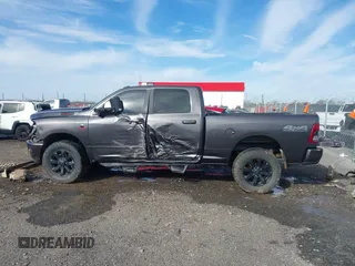 2022 Ram 2500 Big Horn with VIN 3C6UR5DL2NG167320, listed as a IAAI auction lot 41823301 with 160,268 mi miles and . Bid and sale history available at DreamBid. Image 15.