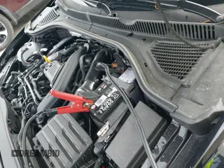 2025 Volkswagen Jetta Sport with VIN 3VWBX7BU9SM039180, listed as a IAAI auction lot 43046839 with 11,625 mi miles and . Bid and sale history available at DreamBid. Image 20.