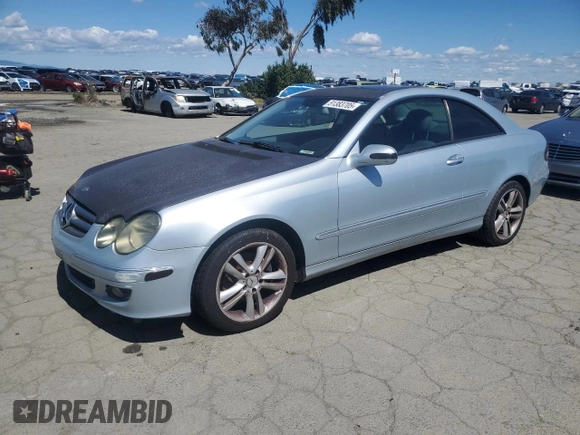 2007 Mercedes-Benz CLK 350 with VIN WDBTJ56H37F213230, listed as a Copart auction lot 51383705 with 172,498 mi miles and Clean title. Bid and sale history available at DreamBid. Image 1.