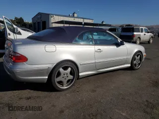 2000 Mercedes-Benz CLK 320/430 with VIN WDBLK70G5YT048535, listed as a Copart auction lot 72619944 with 60,971 mi miles and Clean Title. Bid and sale history available at DreamBid. Image 3.