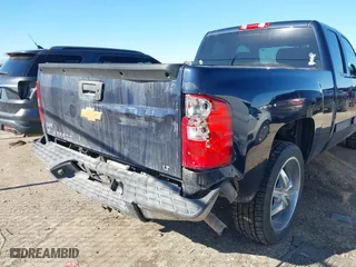 2012 Chevrolet Silverado 1500 LT with VIN 1GCRCSE01CZ169382, listed as a IAAI auction lot 41291794 with 153,202 mi miles. Bid and sale history available at carsss.com. Image 17.
