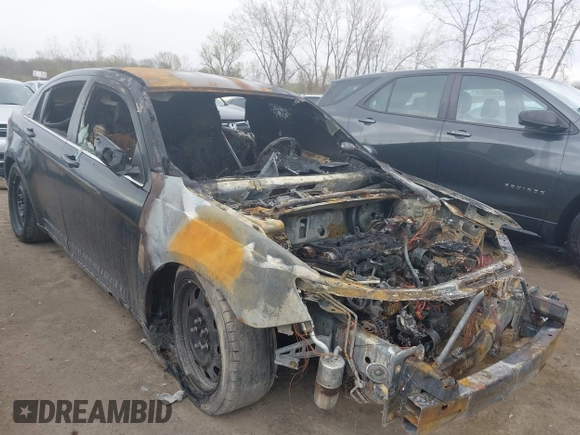 2012 Chrysler 200 LX with VIN 1C3CCBAB6CN319334, listed as a IAAI auction lot 42073185 with Not Provided miles and . Bid and sale history available at DreamBid. Image 1.