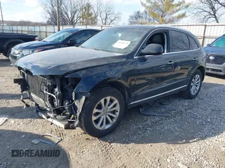 2015 Audi Q5 Premium with VIN WA1CFAFP6FA092394, listed as a IAAI auction lot 41689478 with 97,986 mi miles. Bid and sale history available at carsss.com. Image 2.