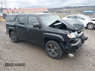 2011 Honda Ridgeline RT with VIN 5FPYK1F24BB010604, listed as a IAAI auction lot 41941553 with 37,814 mi miles. Bid and sale history available at carsss.com. Image 1.