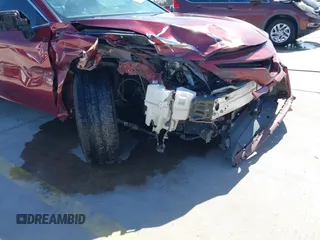 2018 Toyota Camry LE z VIN 4T1B11HK9JU583160, wystawiony jako IAAI lot #41707215 z przebiegiem 134 214 mil mil oraz . Historia ofert i sprzedaży dostępna na DreamBid. Obrazek 6.