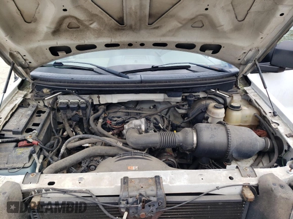 2008 Ford F-150 XL with VIN 1FTRF12228KF02759, listed as a Copart auction lot 53529595 with 76,304 mi miles and Clean Title. Bid and sale history available at DreamBid. Image 11.
