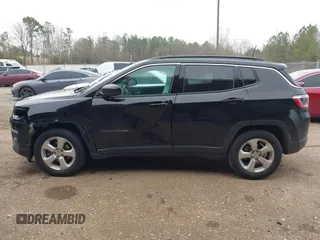 2021 Jeep Compass Latitude z VIN 3C4NJCBBXMT518158, wystawiony jako IAAI lot #41485058 z przebiegiem 95 309 mil mil oraz . Historia ofert i sprzedaży dostępna na DreamBid. Obrazek 14.