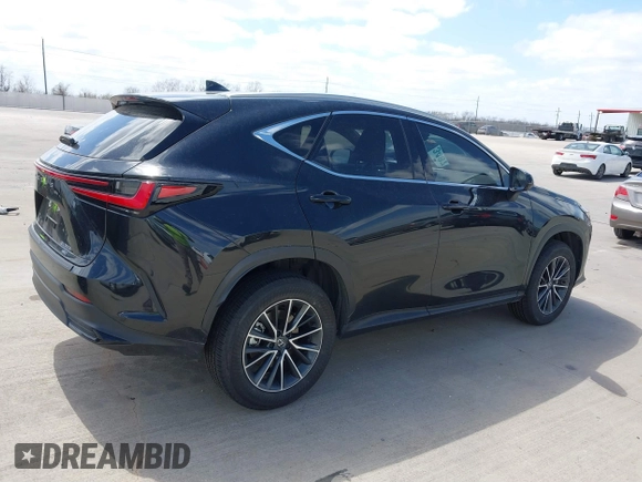 2024 Lexus NX 350h Premium z VIN JTJGKCEZ9R5020262, wystawiony jako IAAI lot #41704238 z przebiegiem 9 089 mil mil oraz . Historia ofert i sprzedaży dostępna na DreamBid. Obrazek 4.