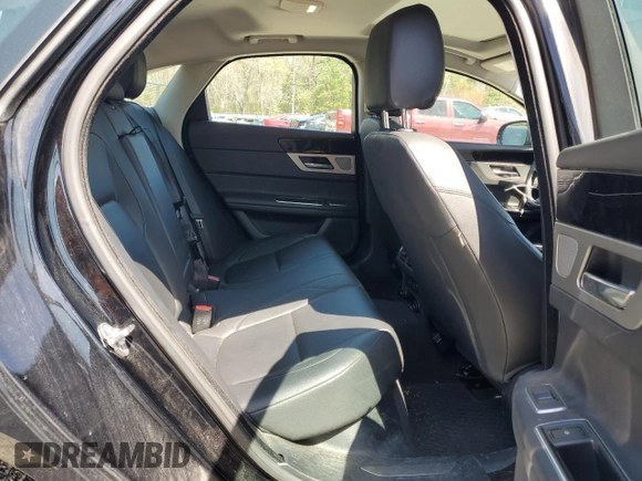 2017 Jaguar XF 35t Premium with VIN SAJBJ4BV7HCY31982, listed as a Copart auction lot 51728365 with 78,253 mi miles and Salvage Title. Bid and sale history available at DreamBid. Image 10.