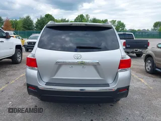 2013 Toyota Highlander with VIN 5TDZA3EH0DS037993, listed as a IAAI auction lot 42180685 with 212,729 mi miles and . Bid and sale history available at DreamBid. Image 16.