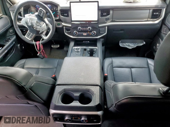 2024 Ford Expedition XLT with VIN 1FMJU1H88REA95895, listed as a Copart auction lot 58021865 with 4,403 mi miles and Salvage title. Bid and sale history available at DreamBid. Image 8.