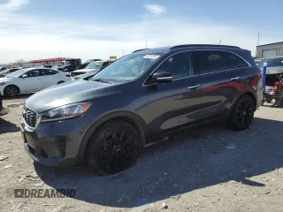 2020 Kia Sorento S z VIN 5XYPG4A56LG671831, wystawiony jako Copart lot #50514655 z przebiegiem 129 151 mil mil oraz Szkoda całkowita • Salvage title. Historia ofert i sprzedaży dostępna na DreamBid. Obrazek 1.