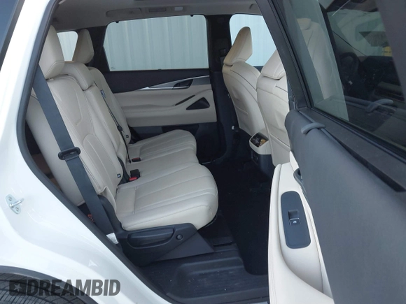 2024 Infiniti QX60 Luxe with VIN 5N1DL1FRXRC335701, listed as a IAAI auction lot 41243510 with 13,462 mi miles and . Bid and sale history available at DreamBid. Image 8.