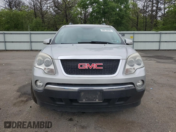 2010 GMC Acadia SLT1 z VIN 1GKLVMED8AJ135437, wystawiony jako Copart lot #59010535 z przebiegiem 101 589 mil mil oraz Czysty tytuł • Clean title. Historia ofert i sprzedaży dostępna na DreamBid. Obrazek 5.