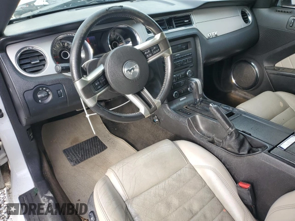 2013 Ford Mustang V6 with VIN 1ZVBP8EM6D5260939, listed as a Copart auction lot 51294575 with 151,831 mi miles and Salvage title. Bid and sale history available at DreamBid. Image 8.