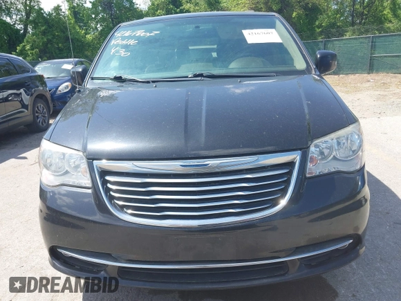 2016 Chrysler Town & Country Touring with VIN 2C4RC1BG2GR291874, listed as a IAAI auction lot 42167607 with 265,316 mi miles. Bid and sale history available at carsss.com. Image 12.